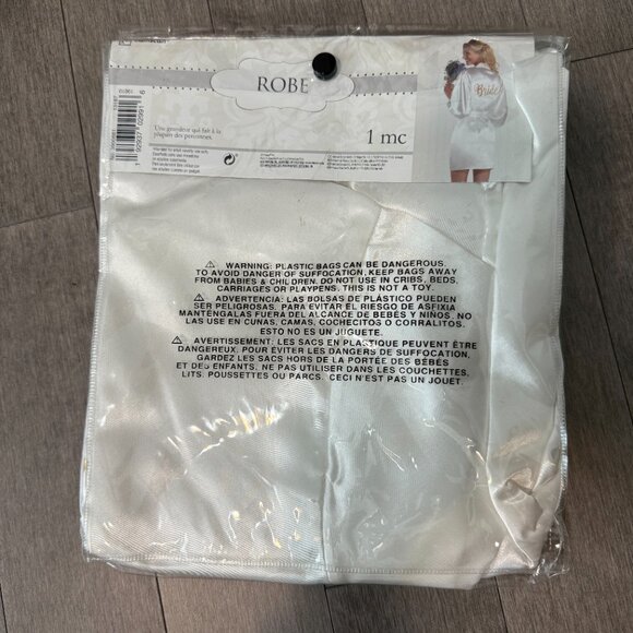 Bride's Robe, One Size, White/Ivory with Gold letters - Picture 3 of 3